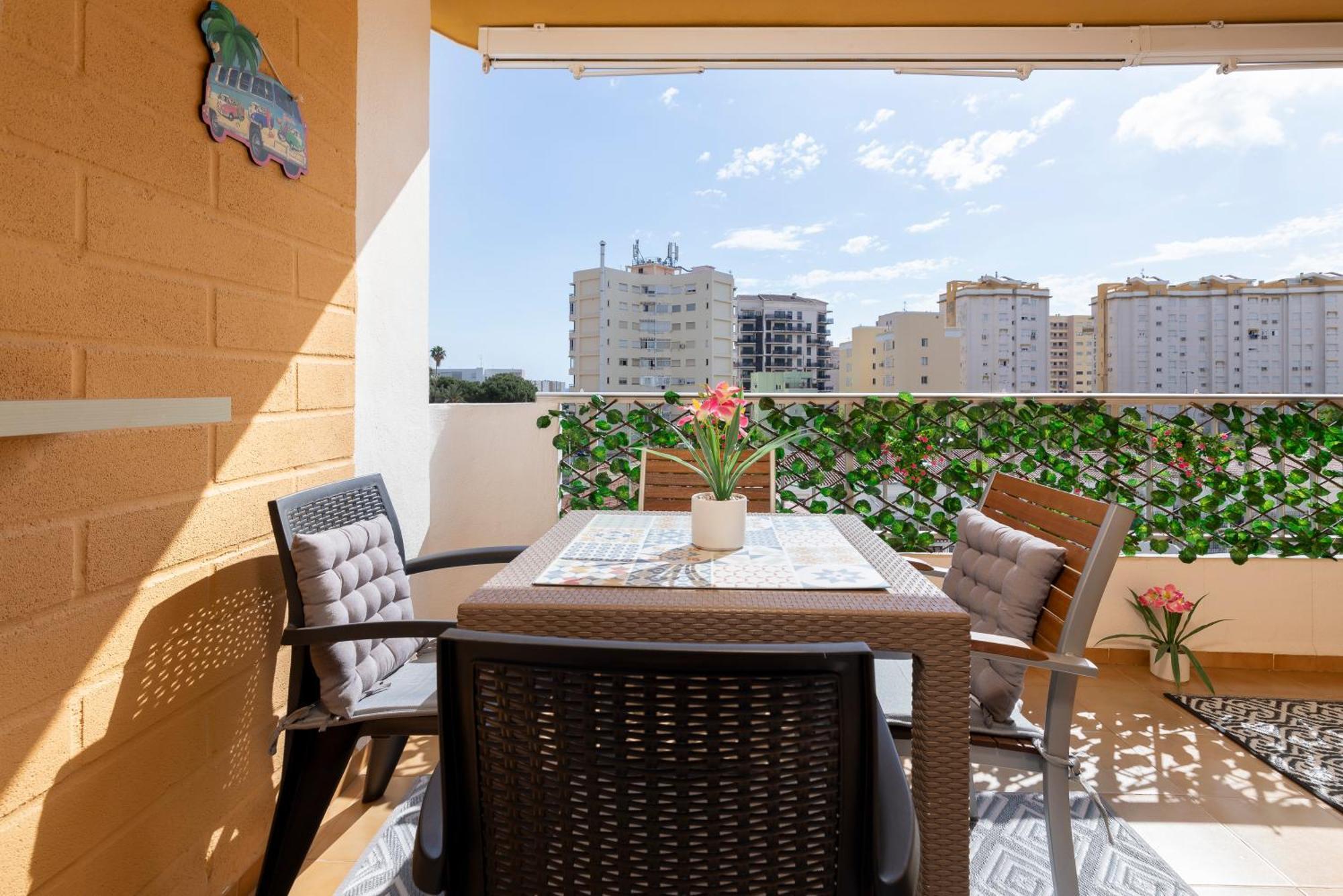 Retro Apartamento Divino Con Piscina Y Playa Familias Parejas Playa de Gandia 外观 照片