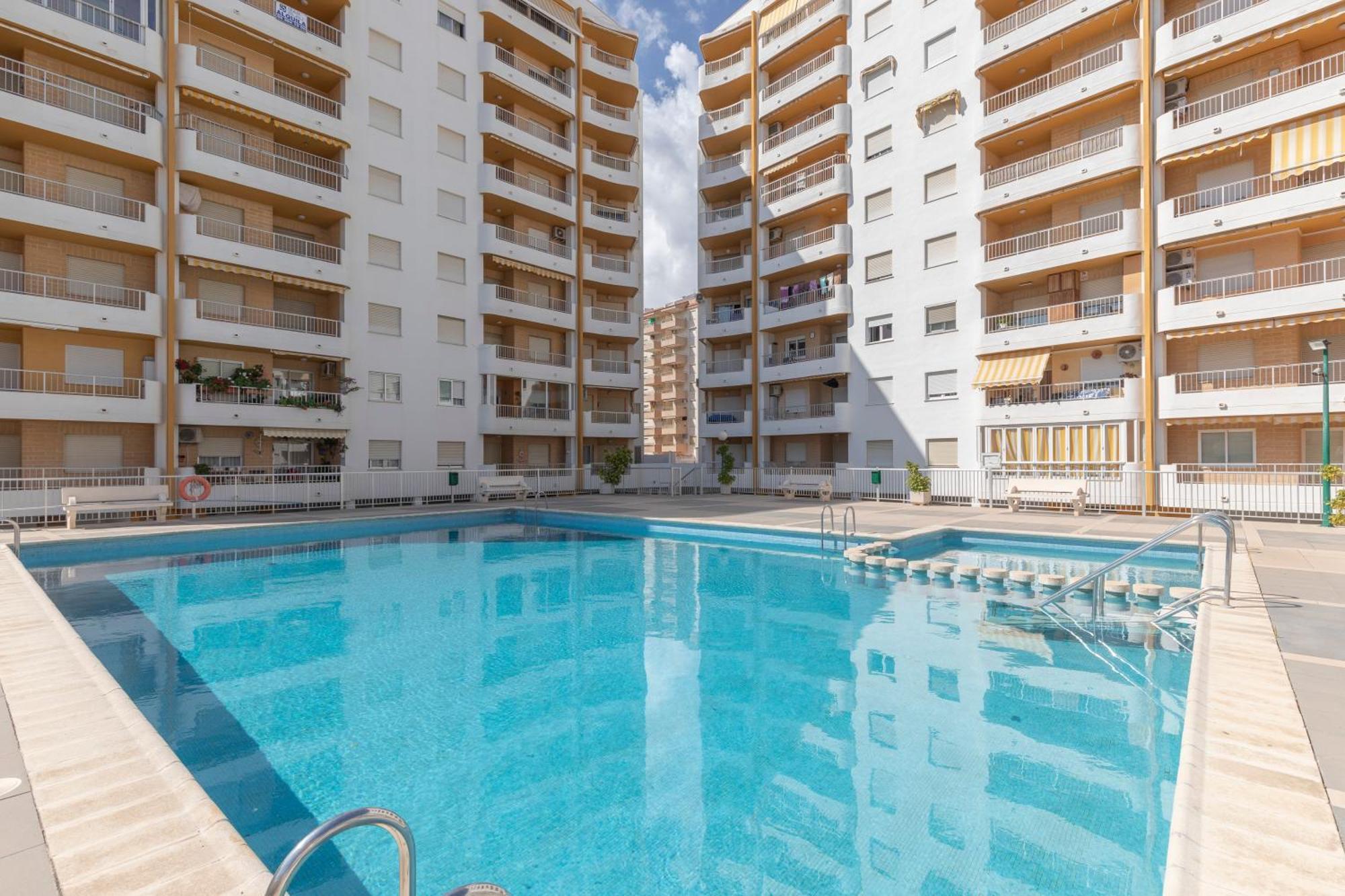 Retro Apartamento Divino Con Piscina Y Playa Familias Parejas Playa de Gandia 外观 照片