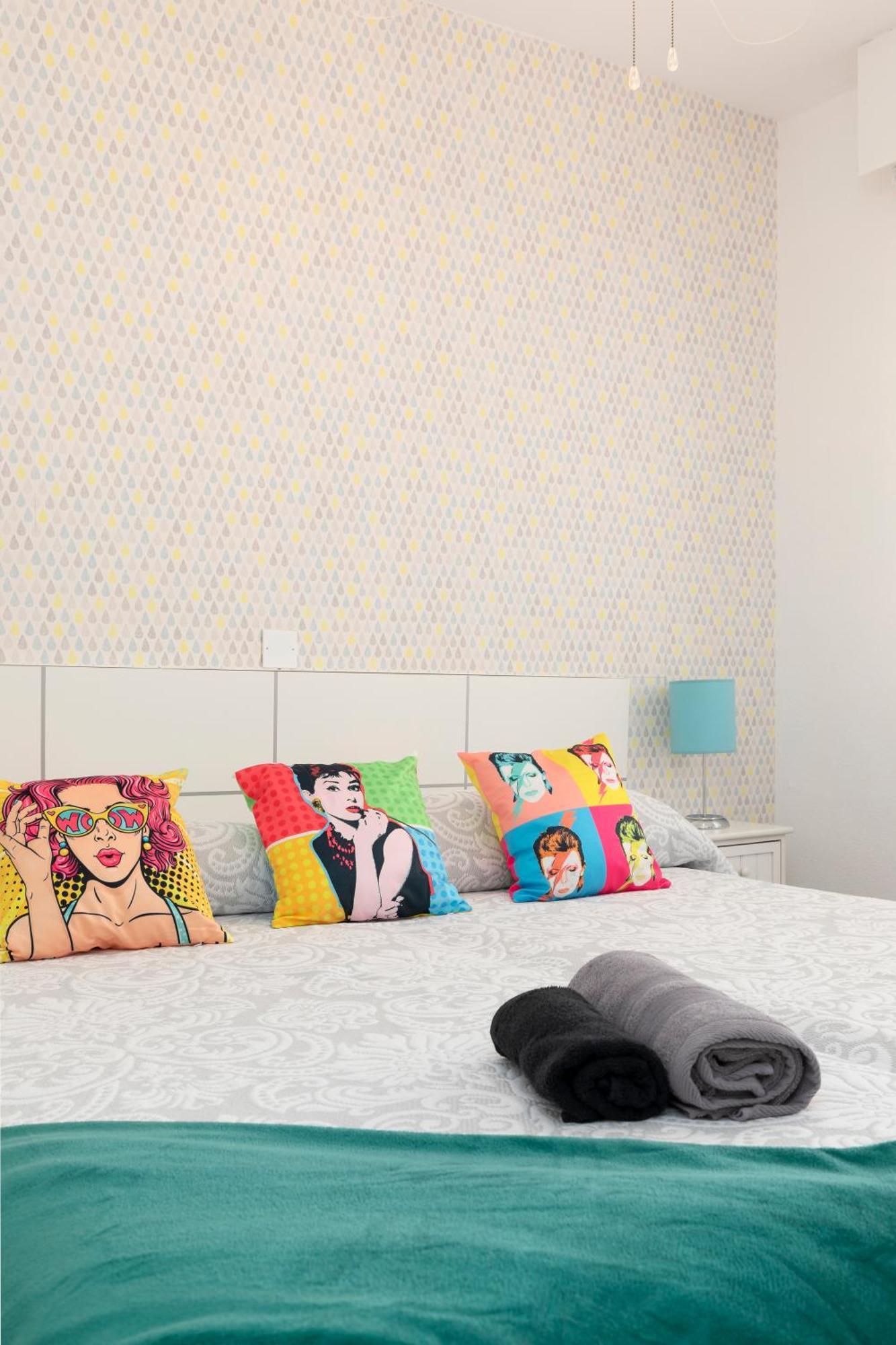 Retro Apartamento Divino Con Piscina Y Playa Familias Parejas Playa de Gandia 外观 照片
